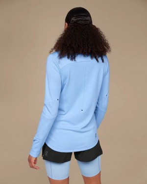 Azure On Cloud Climate Women T-shirts | EG_ON8599