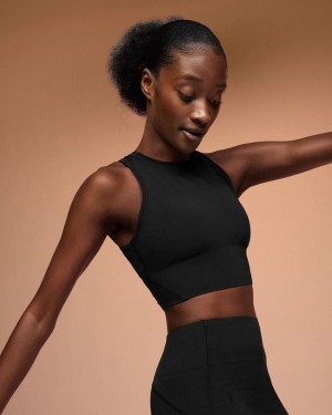 Black On Cloud Movement Crop Women Tank Top | EG_ON9131