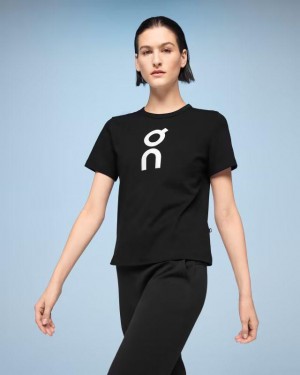 Black / White On Cloud Graphic Women T-shirts | EG_ON8002