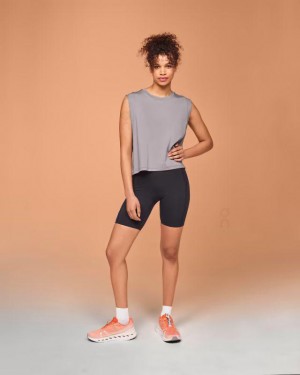 Grey On Cloud Focus Crop Women Tank Top | EG_ON8708