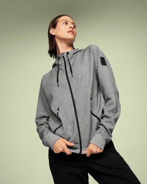 Grey On Cloud Zipped Women Hoodie | EG_ON8687
