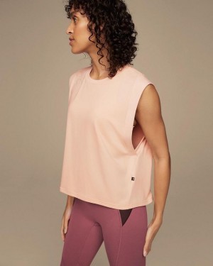 Rose On Cloud Focus Crop Women Tank Top | EG_ON8968