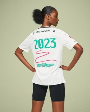 White On Cloud Performance-T Light Distance Women T-shirts | EG_ON9103