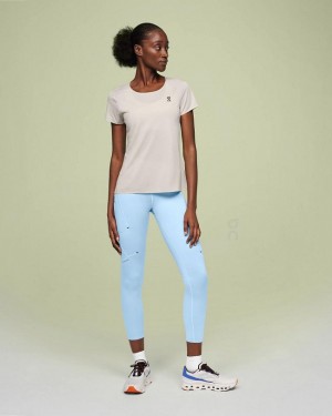 White On Cloud Performance-T Women T-shirts | EG_ON8331